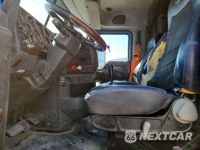 Zdjęcie 7 z 13 samochodu: 2014 MACK CXU613 SEMI TRUCK VIN:1M1AW09Y1EM040826 - miniatura