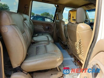 Zdjęcie 11 z 13 samochodu: 1998 CHEVROLET SUBURBAN C1500 VIN:3GNEC16R9WG137684 - miniatura