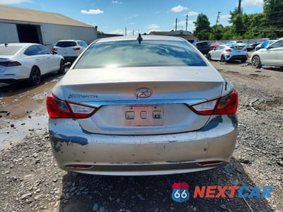 Zdjęcie 6 z 12 samochodu: 2011 HYUNDAI SONATA LIMITED VIN:5NPEC4AC1BH203708 - miniatura