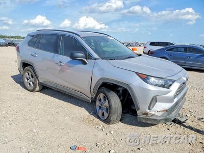 Czwarte zdjęcie samochodu z boku: 2022 TOYOTA RAV4 LE VIN:4T3LWRFV7NU071069 - miniatura