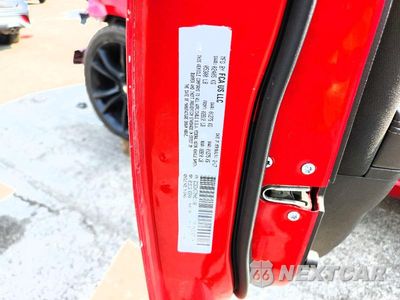 Zdjęcie 12 z 12 samochodu: 2017 DODGE CHARGER R/T VIN:2C3CDXCT2HH511186 - miniatura