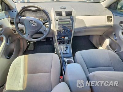 Zdjęcie 8 z 12 samochodu: 2011 TOYOTA COROLLA BASE VIN:2T1BU4EE2BC606451 - miniatura