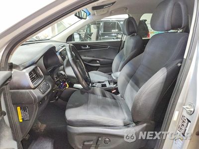 Zdjęcie 7 z 13 samochodu: 2016 KIA SORENTO LX V6 VIN:5XYPGDA53GG007671 - miniatura