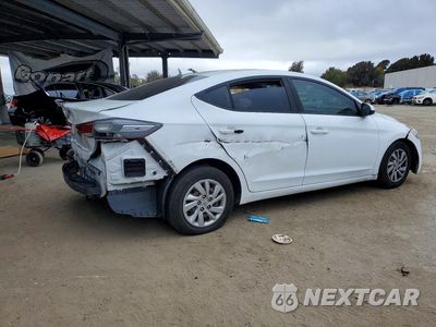 Trzecie zdjęcie samochodu z tyłu: 2017 HYUNDAI ELANTRA SE VIN:5NPD74LF6HH192589 - miniatura