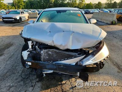 Piąte zdjęcie samochodu w środku: 2019 HYUNDAI ELANTRA SEL VIN:5NPD84LF3KH494510 - miniatura