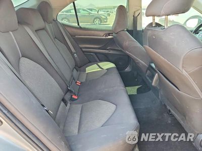Zdjęcie 10 z 13 samochodu: 2022 TOYOTA CAMRY LE VIN:4T1C11AK2NU062446 - miniatura
