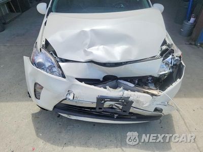 Zdjęcie 11 z 12 samochodu: 2013 TOYOTA PRIUS PLUG-IN HYBRID BASE VIN:JTDKN3DP4D3044056 - miniatura