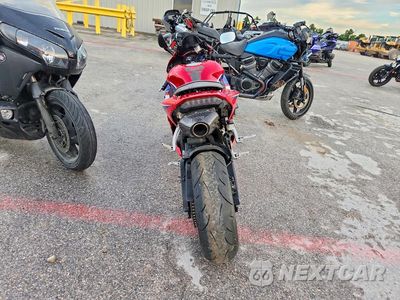Czwarte zdjęcie samochodu z boku: 2024 HONDA CBR600 RR VIN:JH2PC40J8RK100541 - miniatura