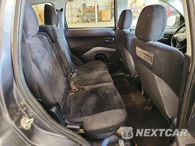 Zdjęcie 11 z 13 samochodu: 2012 MITSUBISHI OUTLANDER ES VIN:JA4AS2AW0CU000553 - miniatura