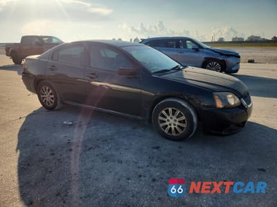 Czwarte zdjęcie samochodu z boku: 2010 MITSUBISHI GALANT ES VIN:4A32B3FFXAE011637 - miniatura