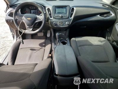 Zdjęcie 8 z 12 samochodu: 2016 CHEVROLET MALIBU LT VIN:1G1ZE5ST8GF288993 - miniatura