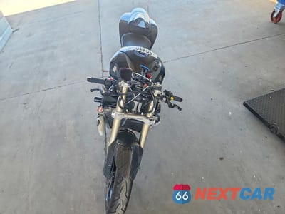 Piąte zdjęcie samochodu w środku: 2006 SUZUKI GSX-R600 K6 VIN:JS1GN7DA062104877 - miniatura