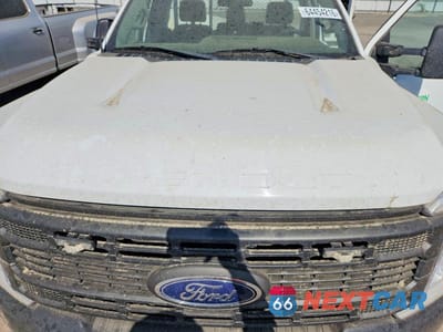 Zdjęcie 11 z 12 samochodu: 2023 FORD F350 SUPER DUTY VIN:1FDRF3HT9PEC44552 - miniatura