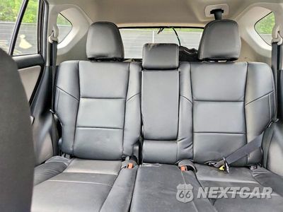 Zdjęcie 10 z 13 samochodu: 2018 TOYOTA RAV4 XLE VIN:2T3RFREV6JW841249 - miniatura