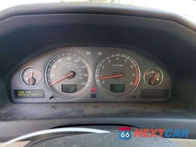 Zdjęcie 9 z 12 samochodu: 2004 VOLVO S60 2.5T VIN:YV1RS59V642402655 - miniatura