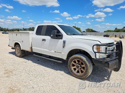 Czwarte zdjęcie samochodu z boku: 2019 FORD F250 SUPER DUTY VIN:1FD7X2BT6KED88107 - miniatura