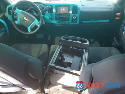 Zdjęcie 8 z 13 samochodu: 2011 CHEVROLET SILVERADO K2500 HEAVY DUTY LT VIN:1GC1KXC81BF126067 - miniatura