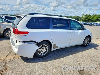Trzecie zdjęcie samochodu z tyłu: 2011 TOYOTA SIENNA XLE 8-PASSENGER VIN:5TDYK3DC9BS096391 - miniatura