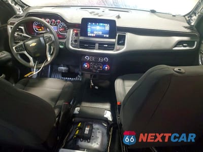 Zdjęcie 8 z 13 samochodu: 2022 CHEVROLET TAHOE K1500 VIN:1GNSKLED3NR271970 - miniatura