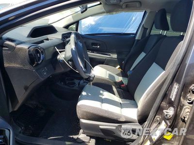 Zdjęcie 7 z 12 samochodu: 2016 TOYOTA PRIUS C TWO VIN:JTDKDTB38G1120056 - miniatura