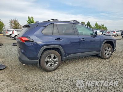 Trzecie zdjęcie samochodu z tyłu: 2025 TOYOTA RAV4 HYBRID XLE VIN:2T3RWRFVXSW270154 - miniatura