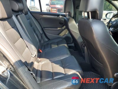 Zdjęcie 11 z 14 samochodu: 2010 VOLKSWAGEN GTI VIN:WVWHD7AJ8AW225837 - miniatura