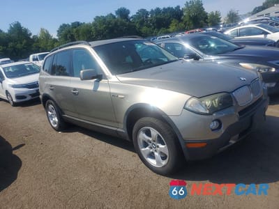 Czwarte zdjęcie samochodu z boku: 2008 BMW X3 3.0SI VIN:WBXPC93498WJ03065 - miniatura
