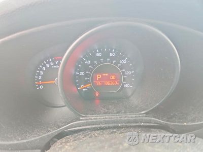 Zdjęcie 9 z 12 samochodu: 2015 KIA SOUL BASE VIN:KNDJN2A27F7204277 - miniatura
