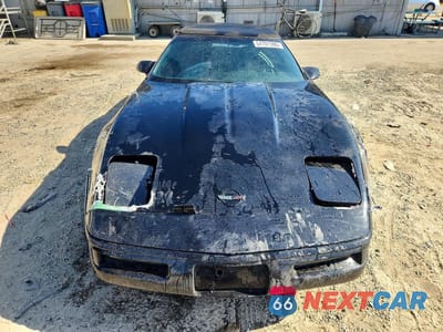 Piąte zdjęcie samochodu w środku: 1992 CHEVROLET CORVETTE VIN:1G1YY33P2N5112372 - miniatura