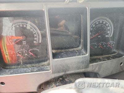 Zdjęcie 9 z 13 samochodu: 2020 MACK GRANITE DUMP TRUCK VIN:1M2GR2GC3LM013267 - miniatura