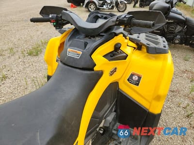 Piąte zdjęcie samochodu w środku: 2014 CAN-AM OUTLANDER ATV VIN:3JBLKCP16EJ000021 - miniatura