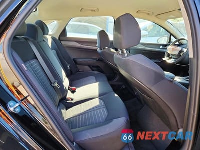 Zdjęcie 10 z 12 samochodu: 2026 KIA K5 LXS VIN:KNAG24J77T5422508 - miniatura