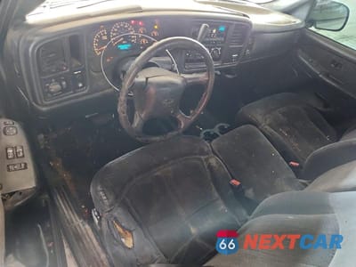 Zdjęcie 8 z 12 samochodu: 2002 CHEVROLET SILVERADO K1500 VIN:1GCEK19V32E267370 - miniatura