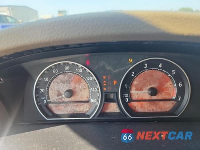 Zdjęcie 9 z 12 samochodu: 2004 BMW 745 I VIN:WBAGL63494DP70555 - miniatura