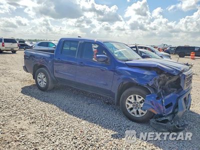 Czwarte zdjęcie samochodu z boku: 2022 NISSAN FRONTIER SV VIN:1N6ED1EJ5NN692314 - miniatura