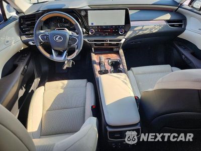 Zdjęcie 8 z 12 samochodu: 2026 LEXUS RX 350 LUXURY VIN:2T2BAMBA2TC070804 - miniatura