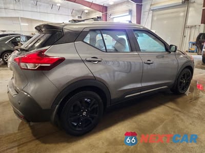 Trzecie zdjęcie samochodu z tyłu: 2020 NISSAN KICKS SR VIN:3N1CP5DV0LL547503 - miniatura