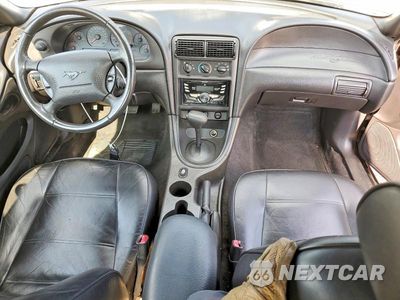 Zdjęcie 8 z 12 samochodu: 2002 FORD MUSTANG GT VIN:1FAFP45XX2F114385 - miniatura