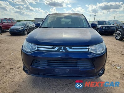 Piąte zdjęcie samochodu w środku: 2014 MITSUBISHI OUTLANDER SE VIN:JA4AZ3A34EZ015358 - miniatura