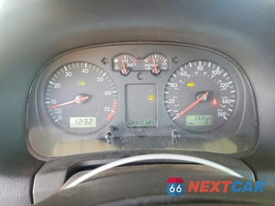 Zdjęcie 9 z 12 samochodu: 2001 VOLKSWAGEN JETTA GLS VIN:3VWSK69M21M183991 - miniatura