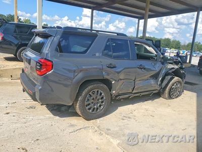 Trzecie zdjęcie samochodu z tyłu: 2026 TOYOTA 4RUNNER SR5 VIN:JTEVA5BR8T5083210 - miniatura