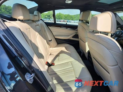 Zdjęcie 10 z 12 samochodu: 2019 BMW 540 I VIN:WBAJE5C58KWA98723 - miniatura