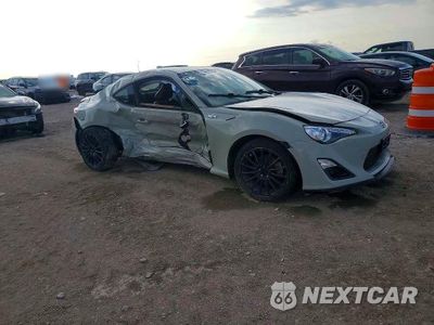 Czwarte zdjęcie samochodu z boku: 2016 SCION FR-S RELEASE SERIES 2.0 VIN:JF1ZNAA18G8706625 - miniatura