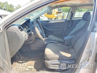 Zdjęcie 7 z 12 samochodu: 2017 VOLKSWAGEN JETTA S VIN:3VW2B7AJ0HM312537 - miniatura