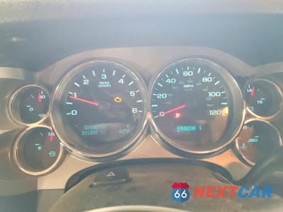 Zdjęcie 9 z 12 samochodu: 2009 GMC SIERRA K3500 SLE VIN:1GTHK84K29F126930 - miniatura