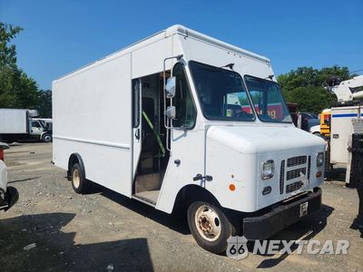 Czwarte zdjęcie samochodu z boku: 2013 FORD E450 DELIVERY TRUCK VIN:1FC4E4KL4DDB11795 - miniatura