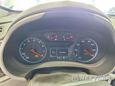 Zdjęcie 9 z 13 samochodu: 2019 CHEVROLET MALIBU LS VIN:1G1ZB5ST3KF218660 - miniatura