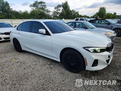 Czwarte zdjęcie samochodu z boku: 2023 BMW 330XI VIN:3MW89FF08P8D12793 - miniatura