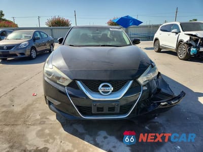 Piąte zdjęcie samochodu w środku: 2016 NISSAN MAXIMA 3.5 SL VIN:1N4AA6AP2GC442082 - miniatura