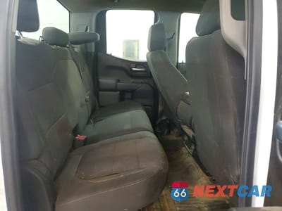 Zdjęcie 10 z 12 samochodu: 2020 CHEVROLET SILVERADO C1500 VIN:1GCRWAEH3LZ201918 - miniatura